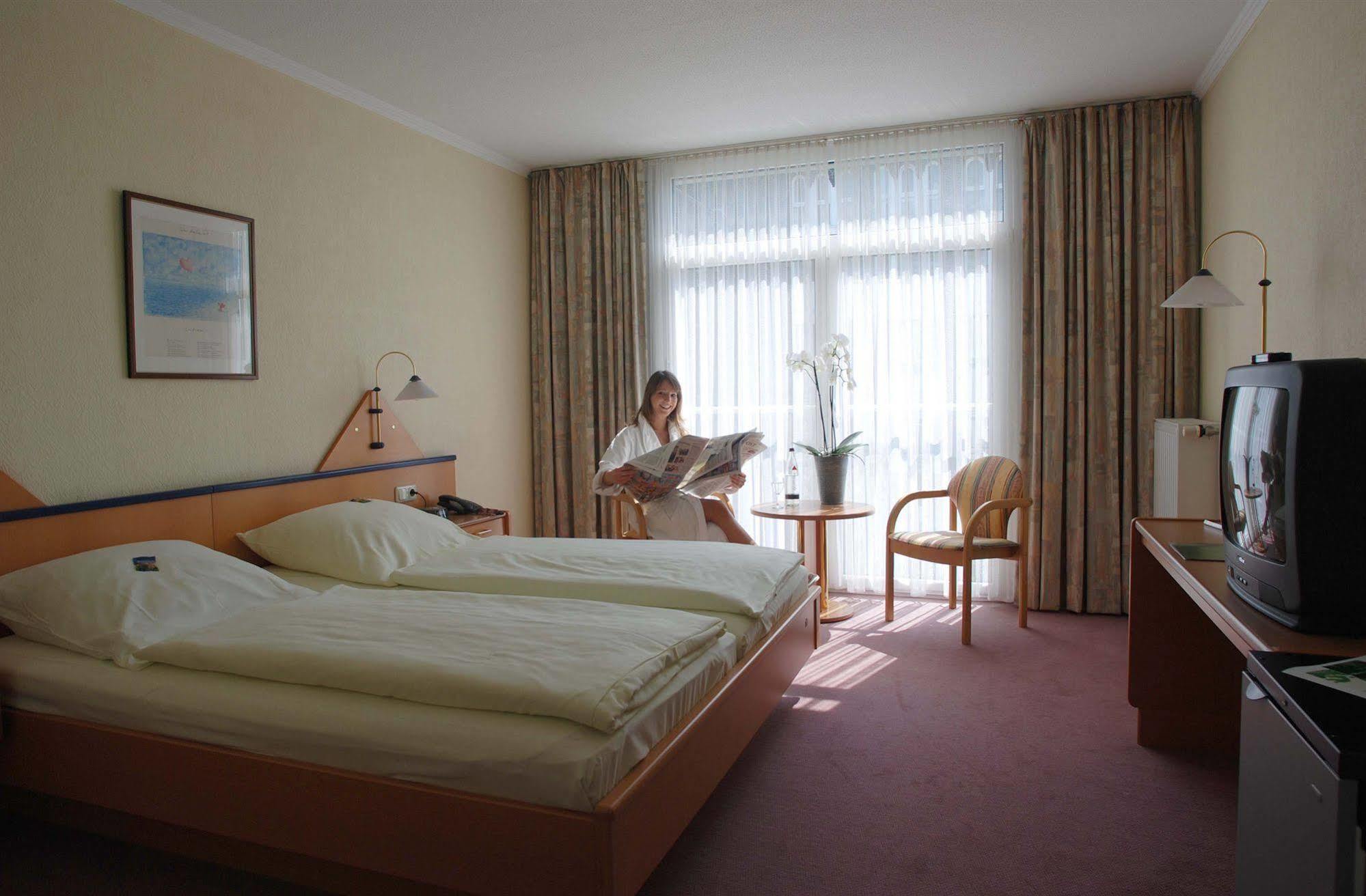 Hotel Dampfmuhle Neukirchen-Vluyn Esterno foto