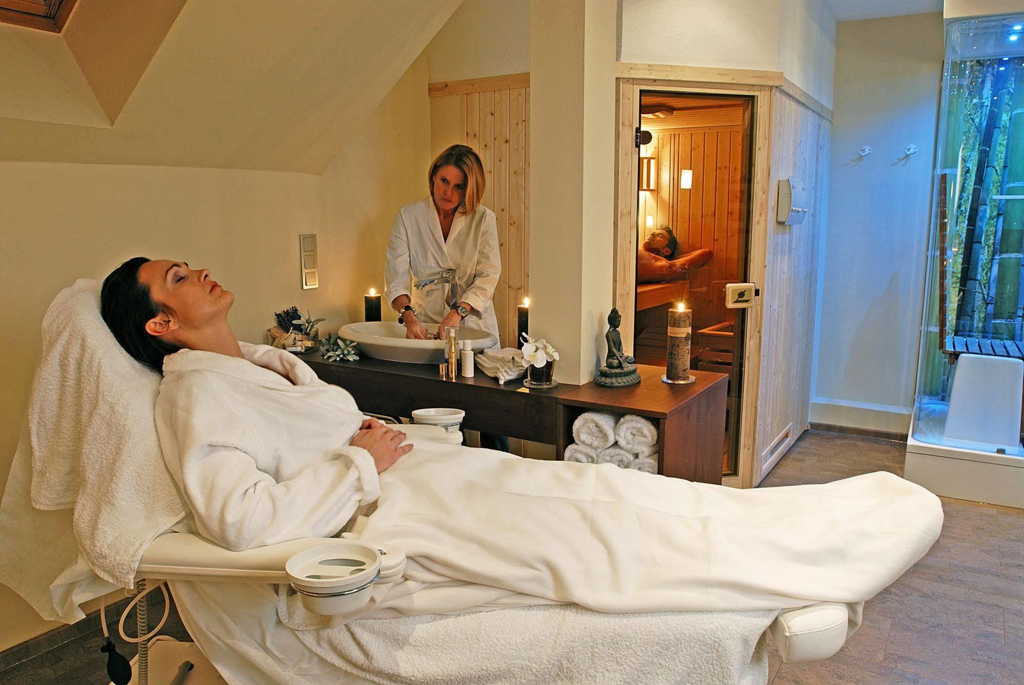 Hotel Dampfmuehle Neukirchen-Vluyn Esterno foto